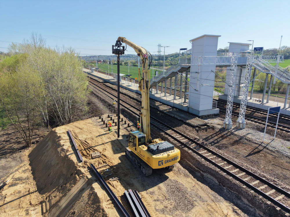 Wynajem koparki z wibromłotem - Komatsu PC350 + SAVE SVTH 35 - zdjęcie 4